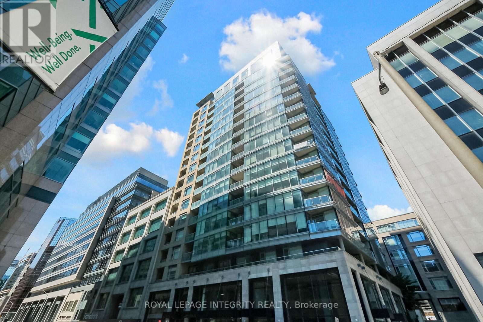 1409 101 Queen St, Ottawa, ON K1P 0B7