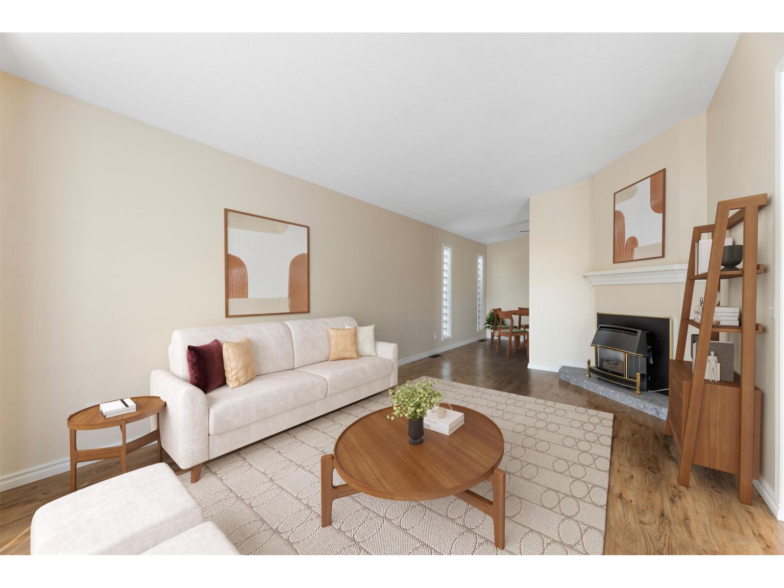 2345 Cranley Drive Unit 10, Surrey, BC V4A 9G5