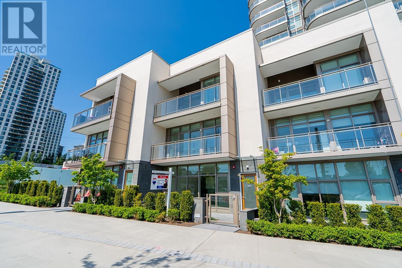 2378 Douglas Rd, Burnaby, BC V5B 0B5