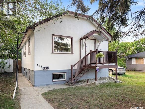 834 Rae St, Regina, SK S4T 2B2