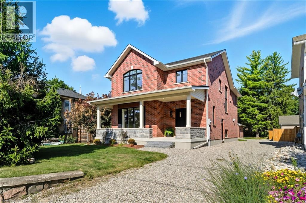 30 Manley St, North Dumfries, ON N0B 1E0
