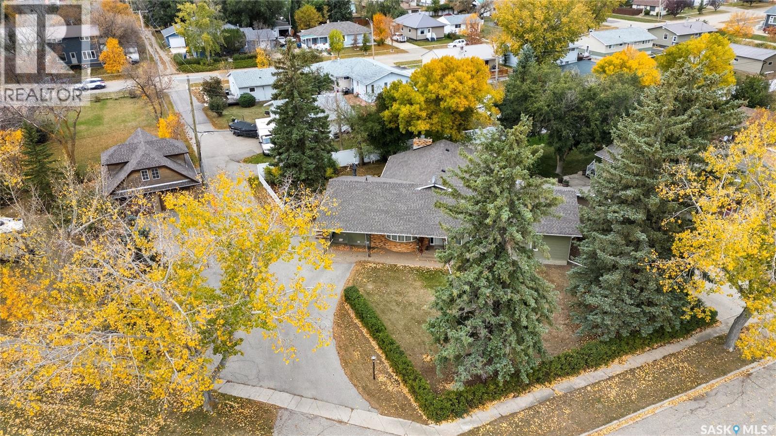 301 5 Avenue, Avonlea, SK S0H 0C0