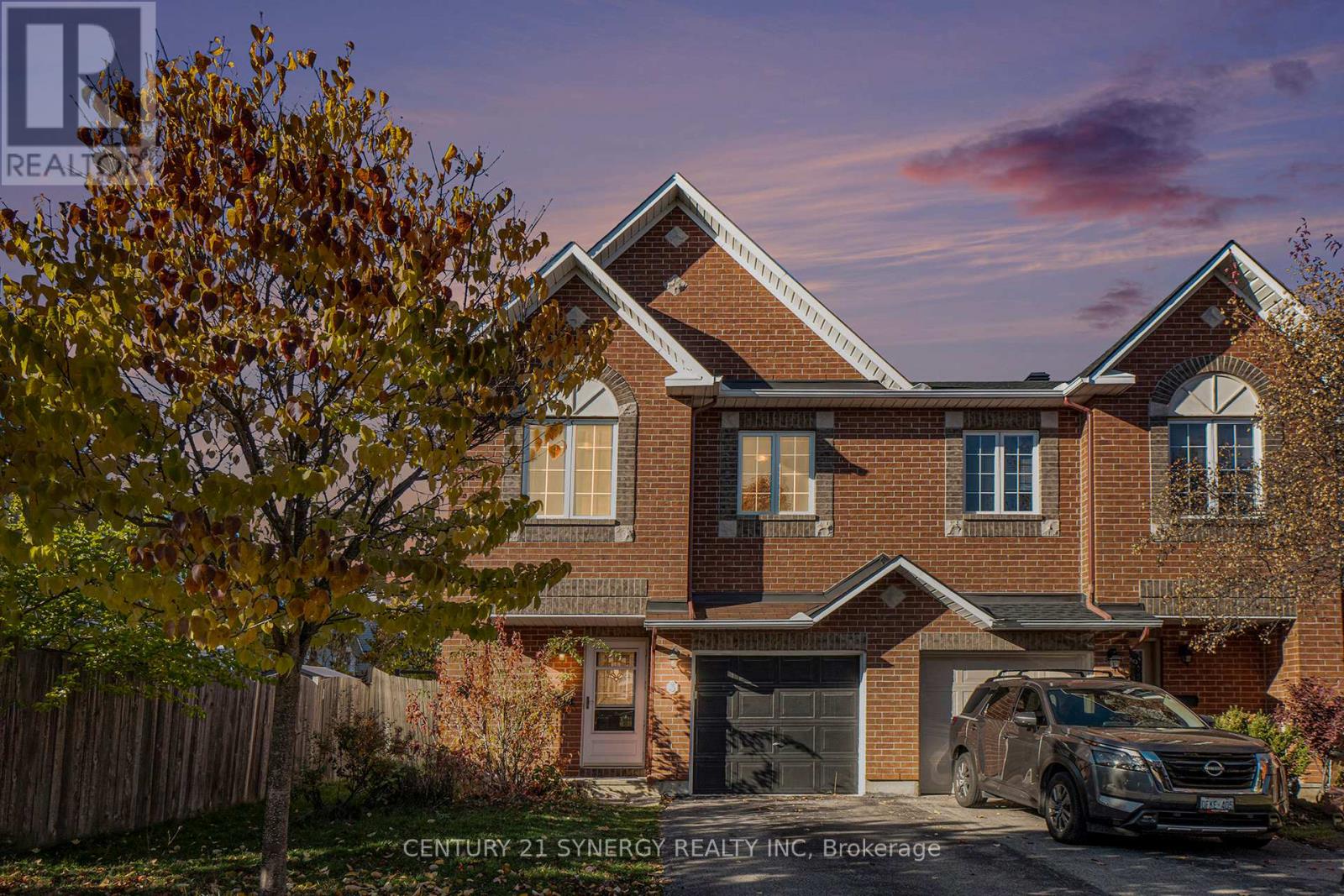3 Villandry St, Ottawa, ON K2G 6X7