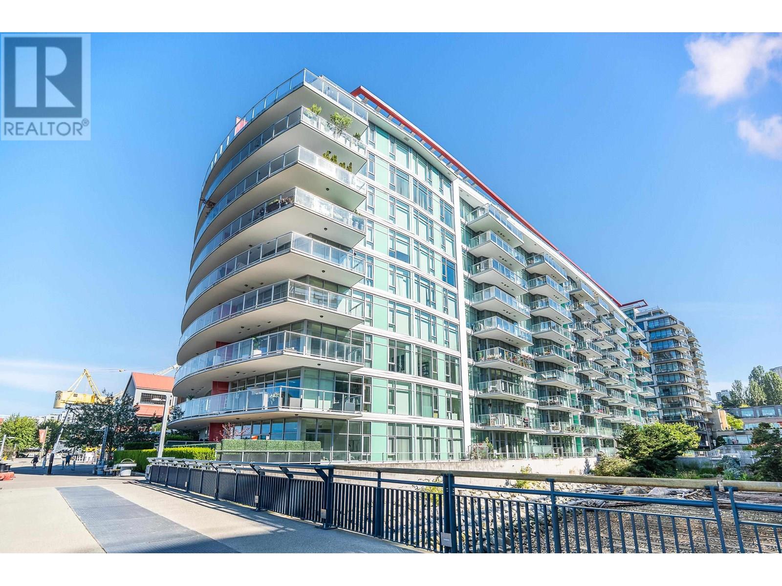 175 Victory Ship Way Unit 703, North Vancouver, BC V7L 0G1