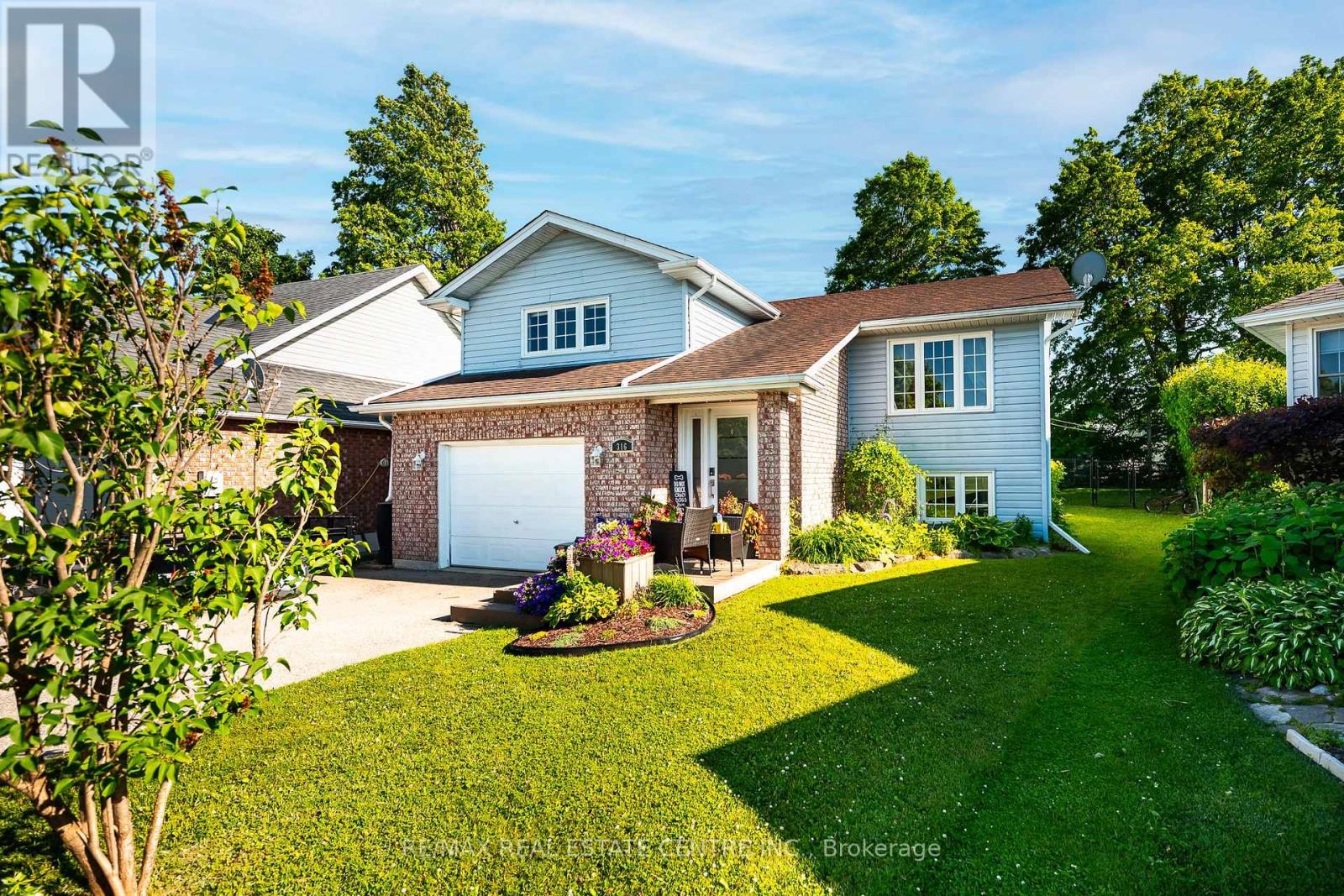 316 Olde Village Ct, Shelburne, ON L0N 1S2