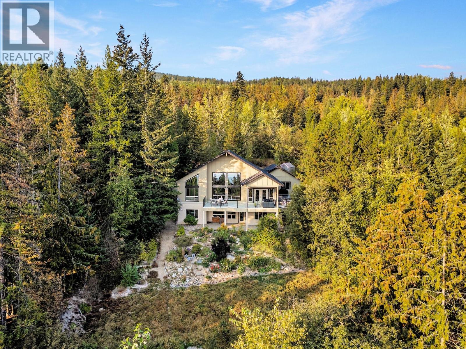 8130 Jackpine Rd, Vernon, BC V1B 3M9