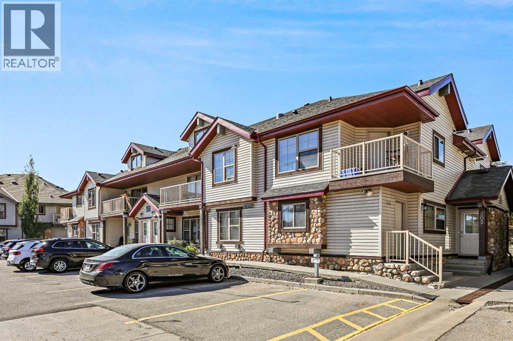 15 Everridge Square Sw Unit 104, Calgary, AB T2Y 5J5