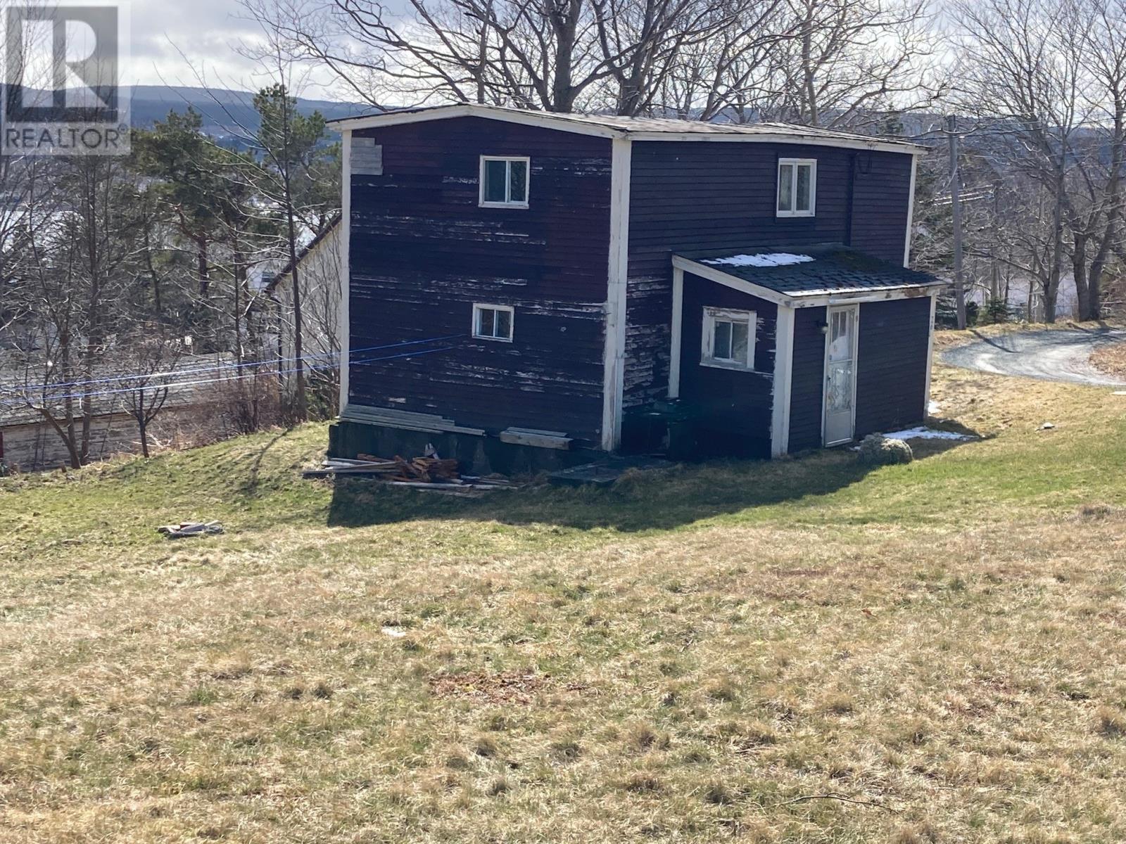 26 Masonic Ave, Carbonear, NL A1Y 1A9