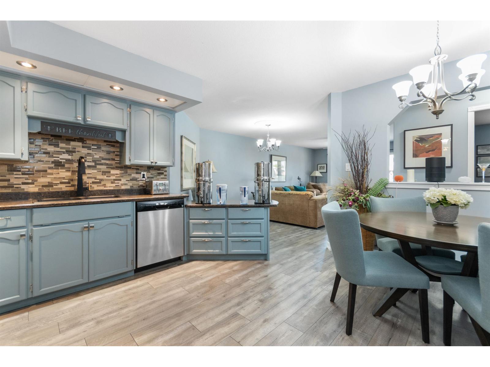 31930 Old Yale Road Unit 217, Abbotsford, BC V2T 2C7