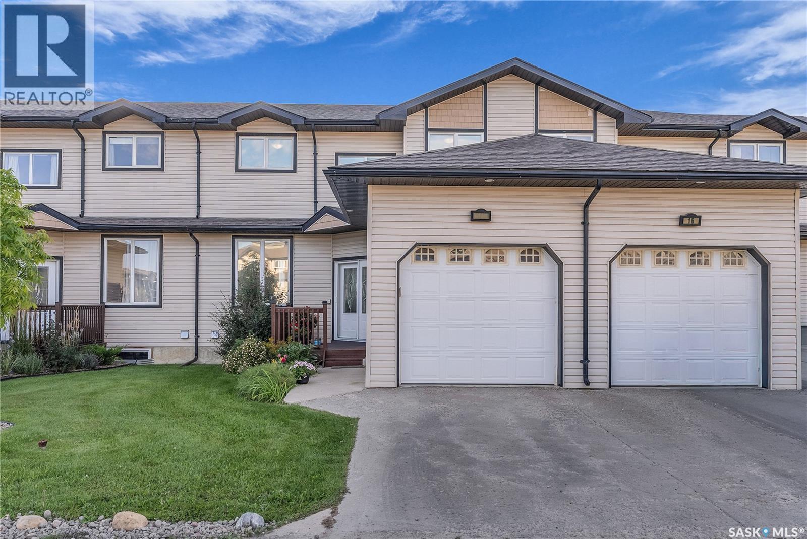 118 Hampton Circle Unit 14, Saskatoon, SK S7R 0C9