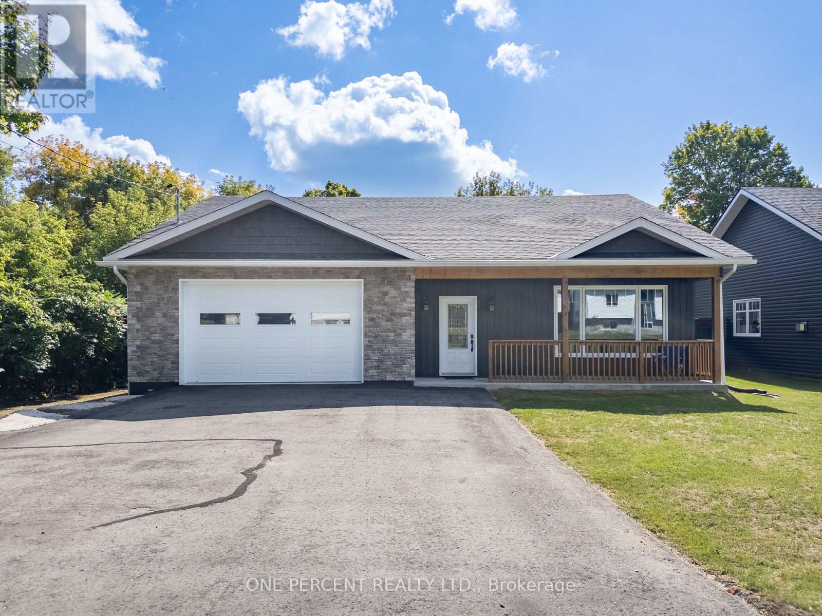 13 Crawford Dr, Marmora and Lake, ON K0K 2M0