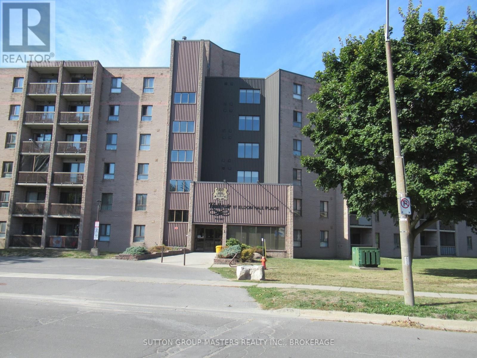 503 17 Eldon Hall Pl, Kingston, ON K7M 7H5