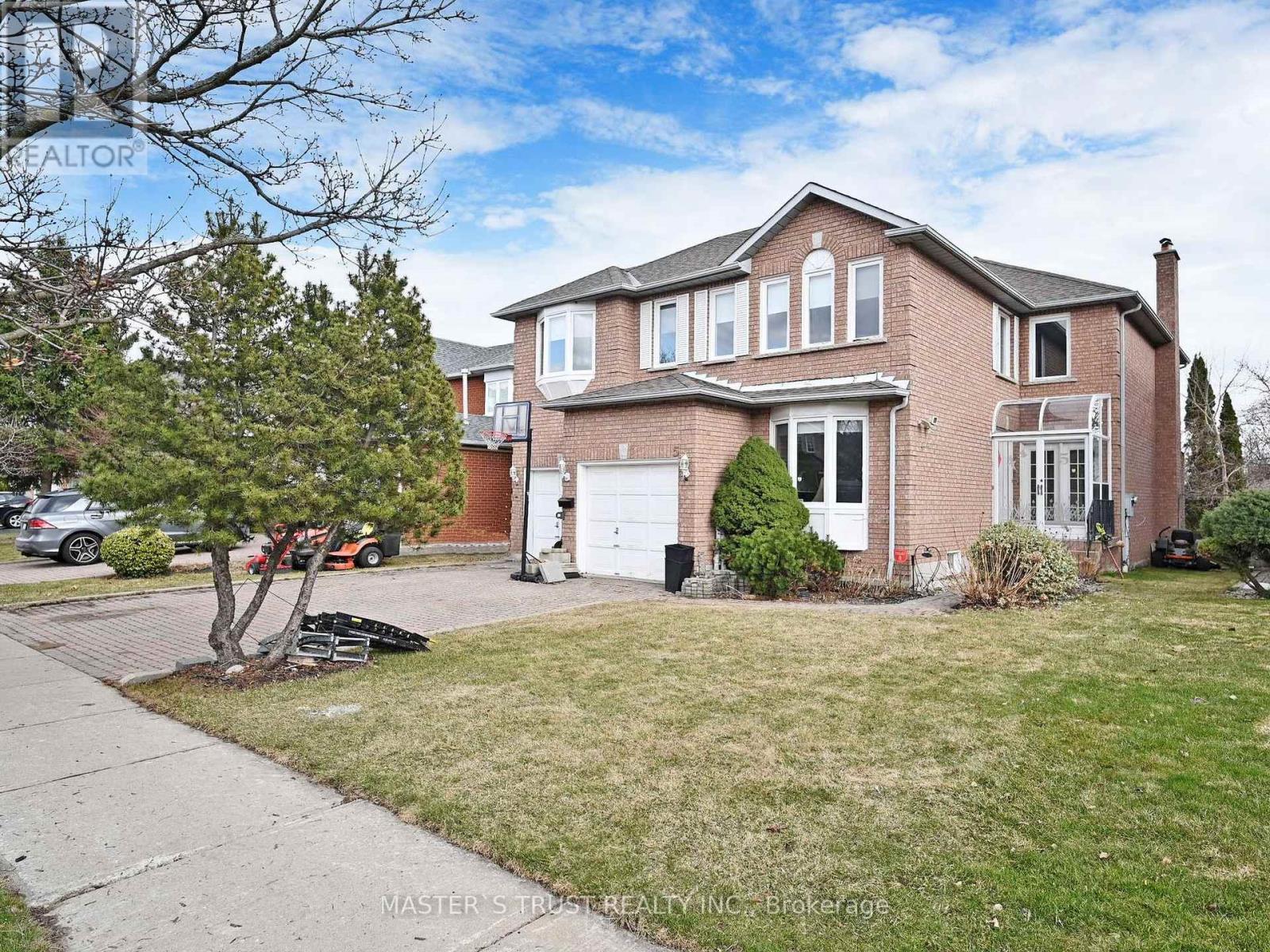 5 Jardin Hill Ct, Toronto, ON M2H 3R8
