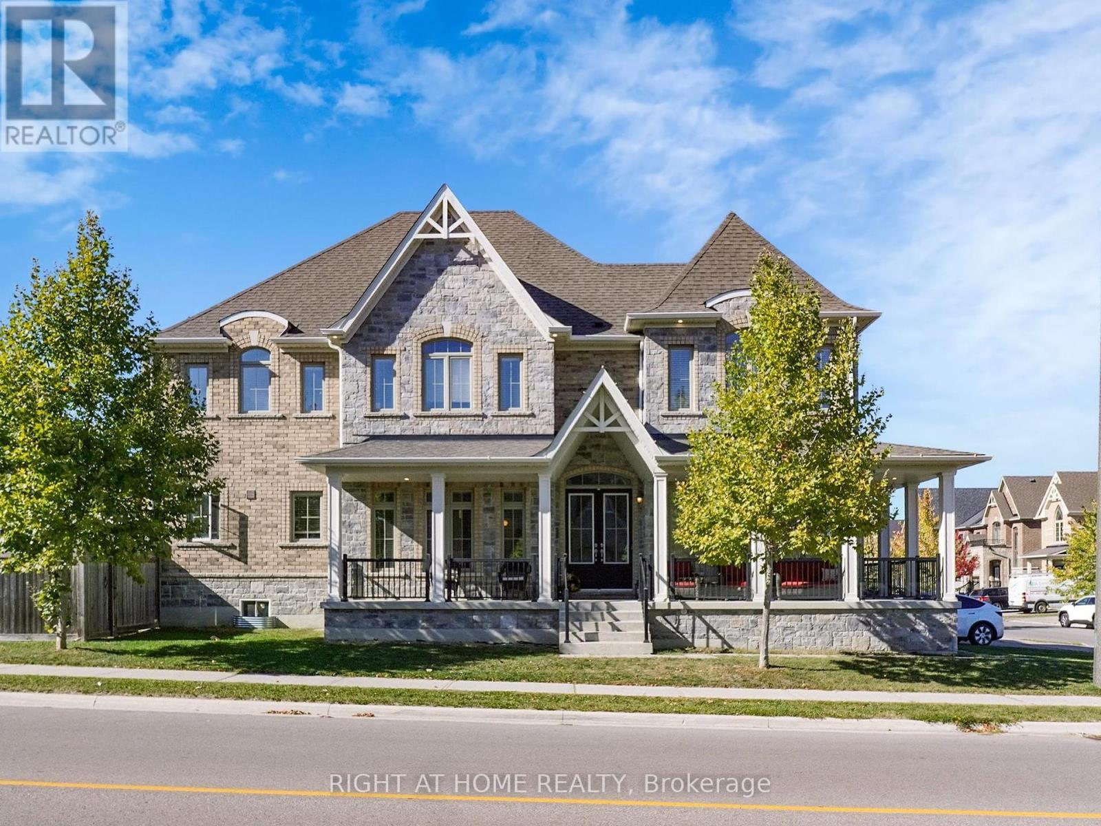 176 Sharon Creek Dr, East Gwillimbury, ON L9N 0L6