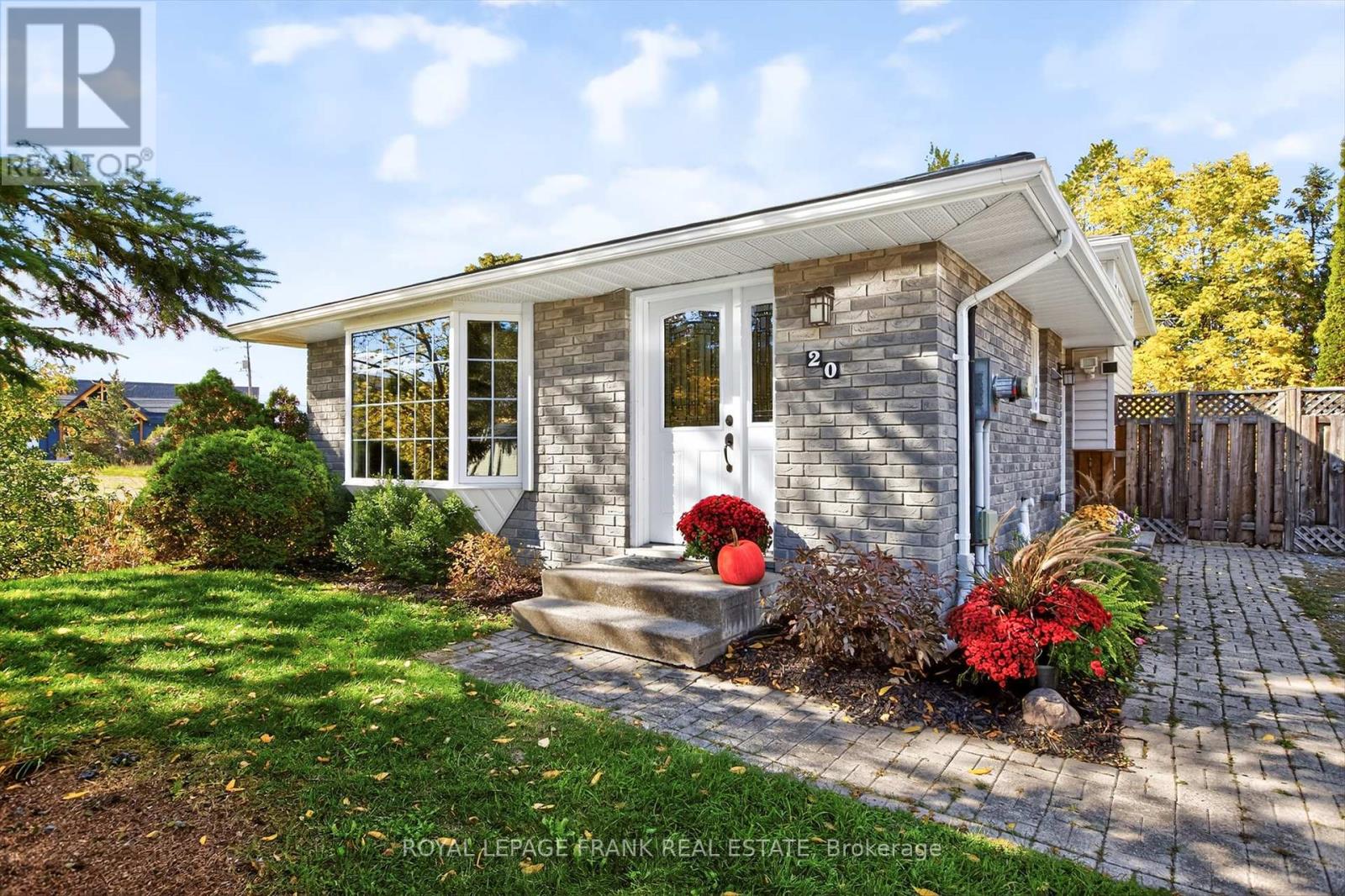 20 Colbourne St St, Selwyn, ON K0L 2H0