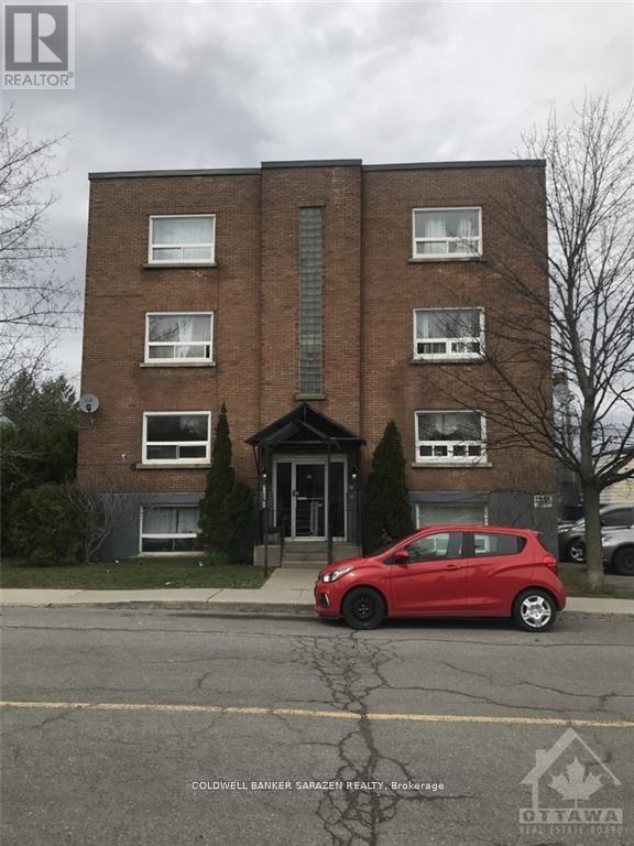 97 Vachon Ave, Ottawa, ON K1L 5S7