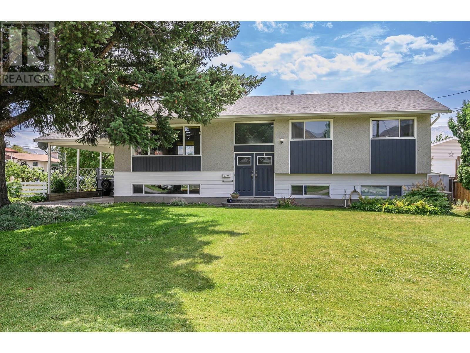 2311 Glenview Ave, Kamloops, BC V2B 4L3