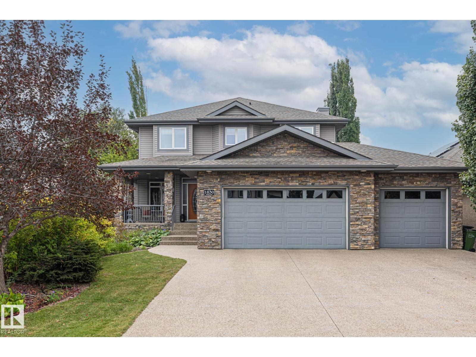 1830 Bowman Pt SW, Edmonton, AB T6W 1P7