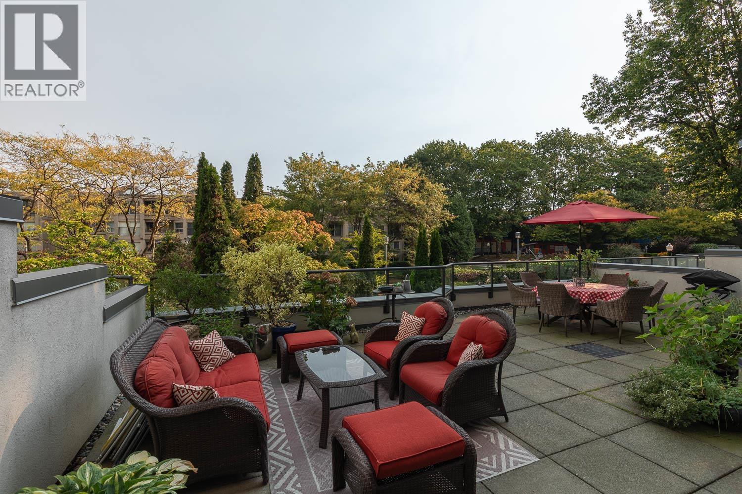456 Moberly Road Unit 204, Vancouver, BC V5Z 4L7