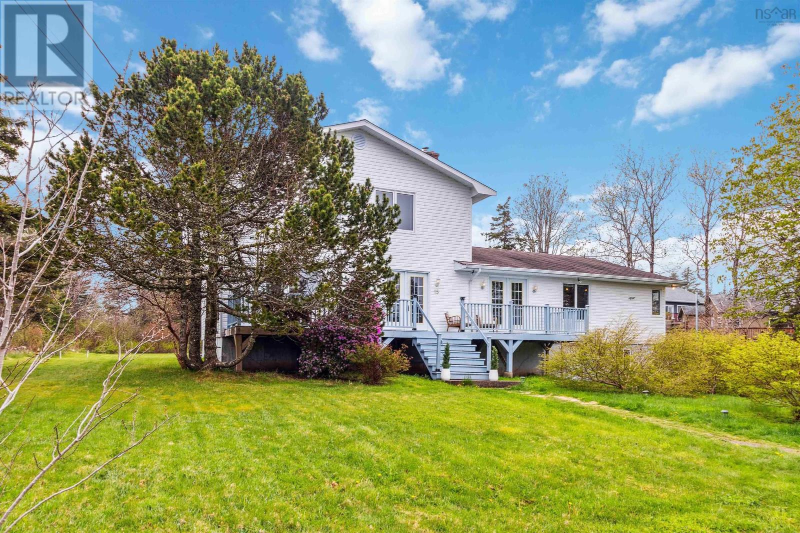 15 Loon Ln, Three Fathom Harbour, NS B0J 2L0