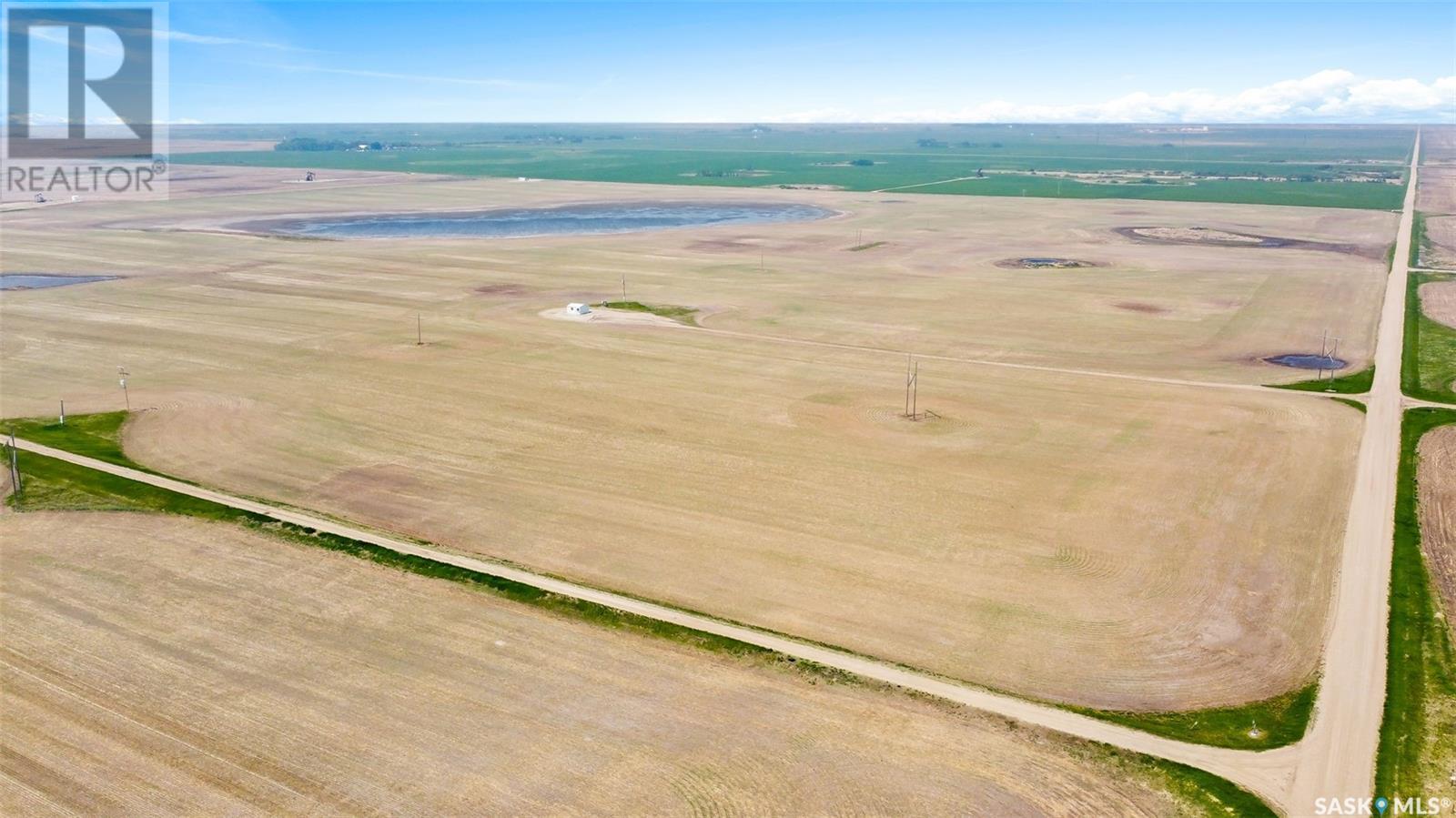 2 5 Quarters Investment Opportunity Near Midale, Cymri Rm No. 36, SK S0C 0B3