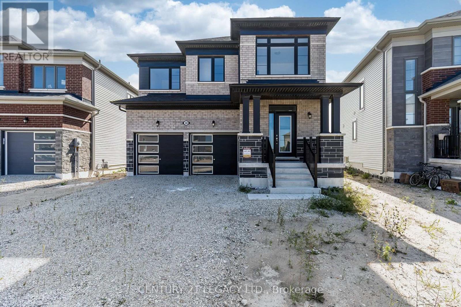 30 Union Blvd, Wasaga Beach, ON L9Z 0M5