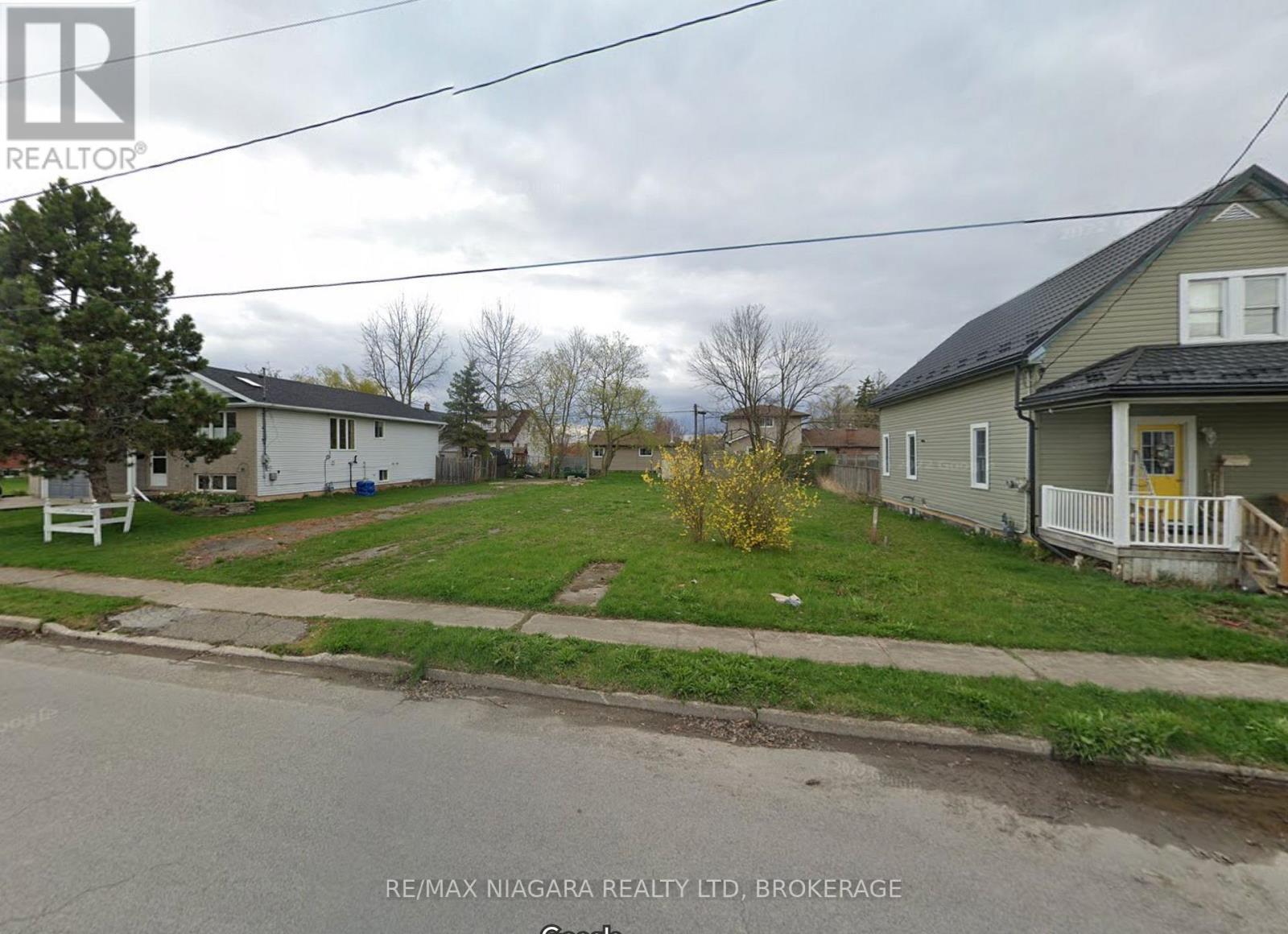 85 Idylewylde Pl, Fort Erie, ON L2A 2L4
