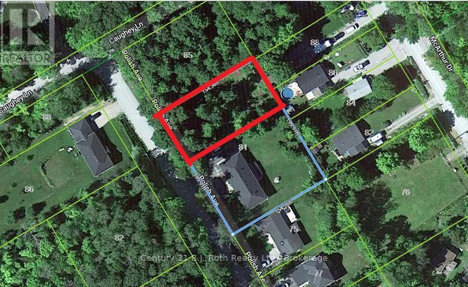 81 Polish Ave, Penetanguishene, ON L9M 1W8