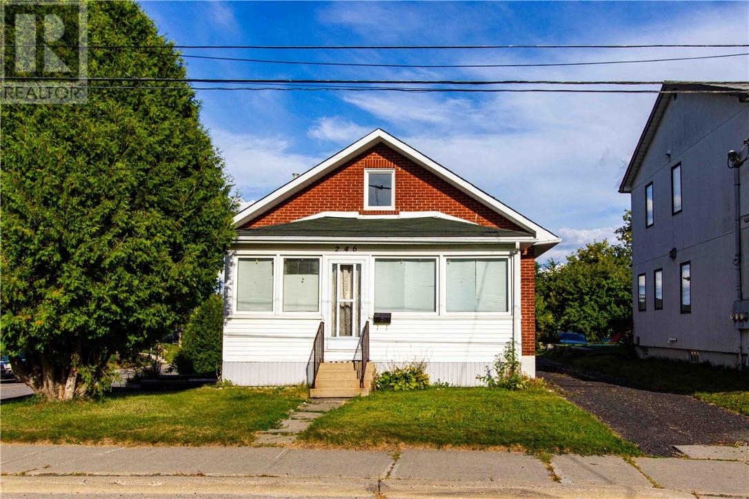 246 Albinson St, Sudbury, ON P3C 3W3