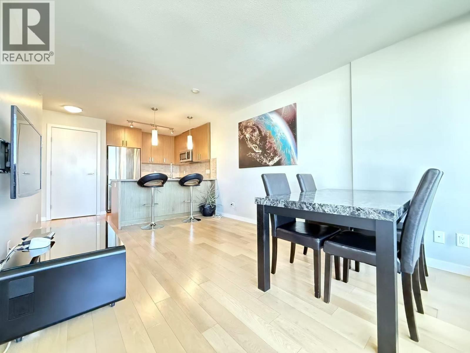 7117 Elmbridge Way Unit 605, Richmond, BC V6X 0J2
