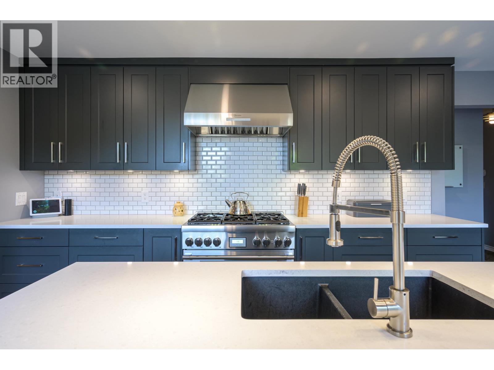 5627 Timbervalley Rd, Delta, BC V4L 2E7