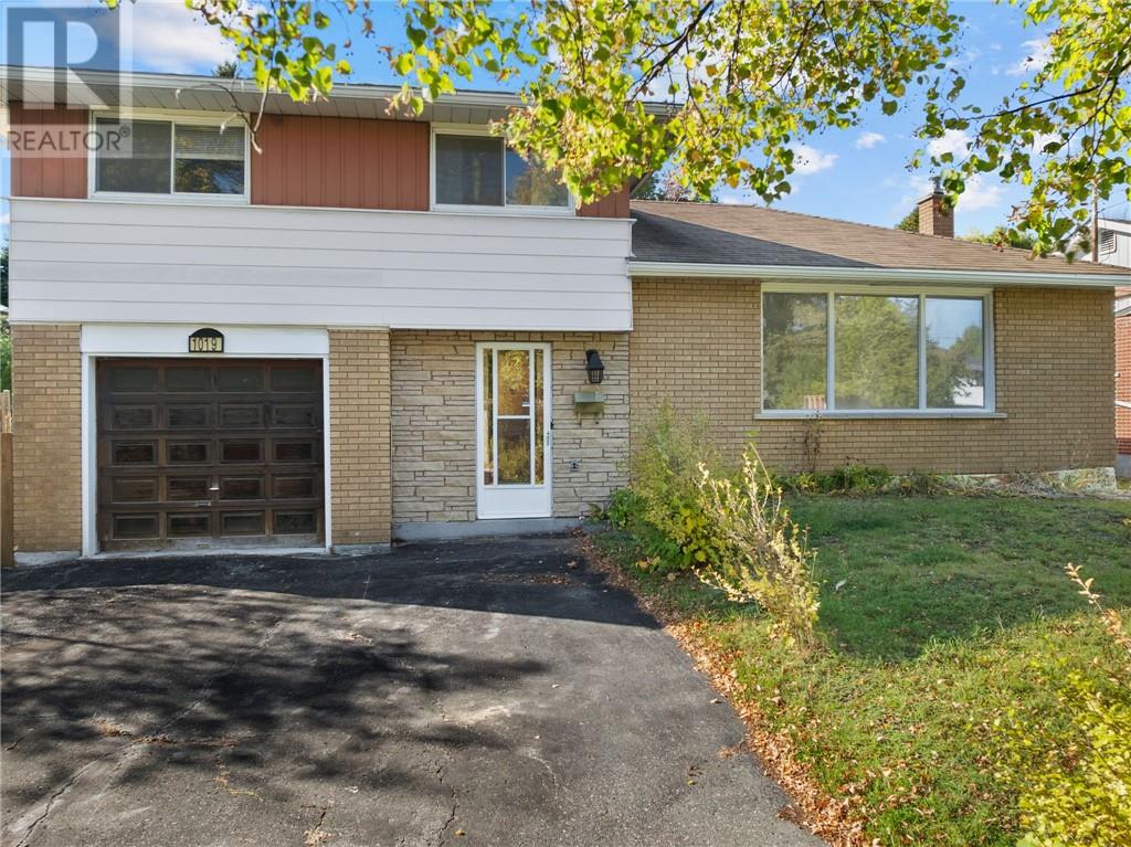 1019 Grandview Ave, Sudbury, ON P3A 2H5