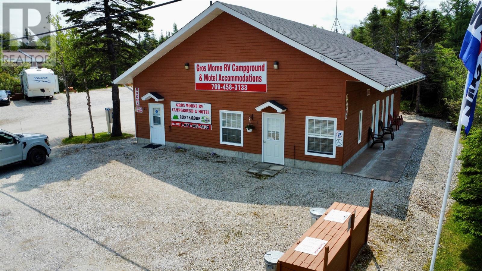 41 W Link Rd, Rocky Harbour, NL A0K 4N0