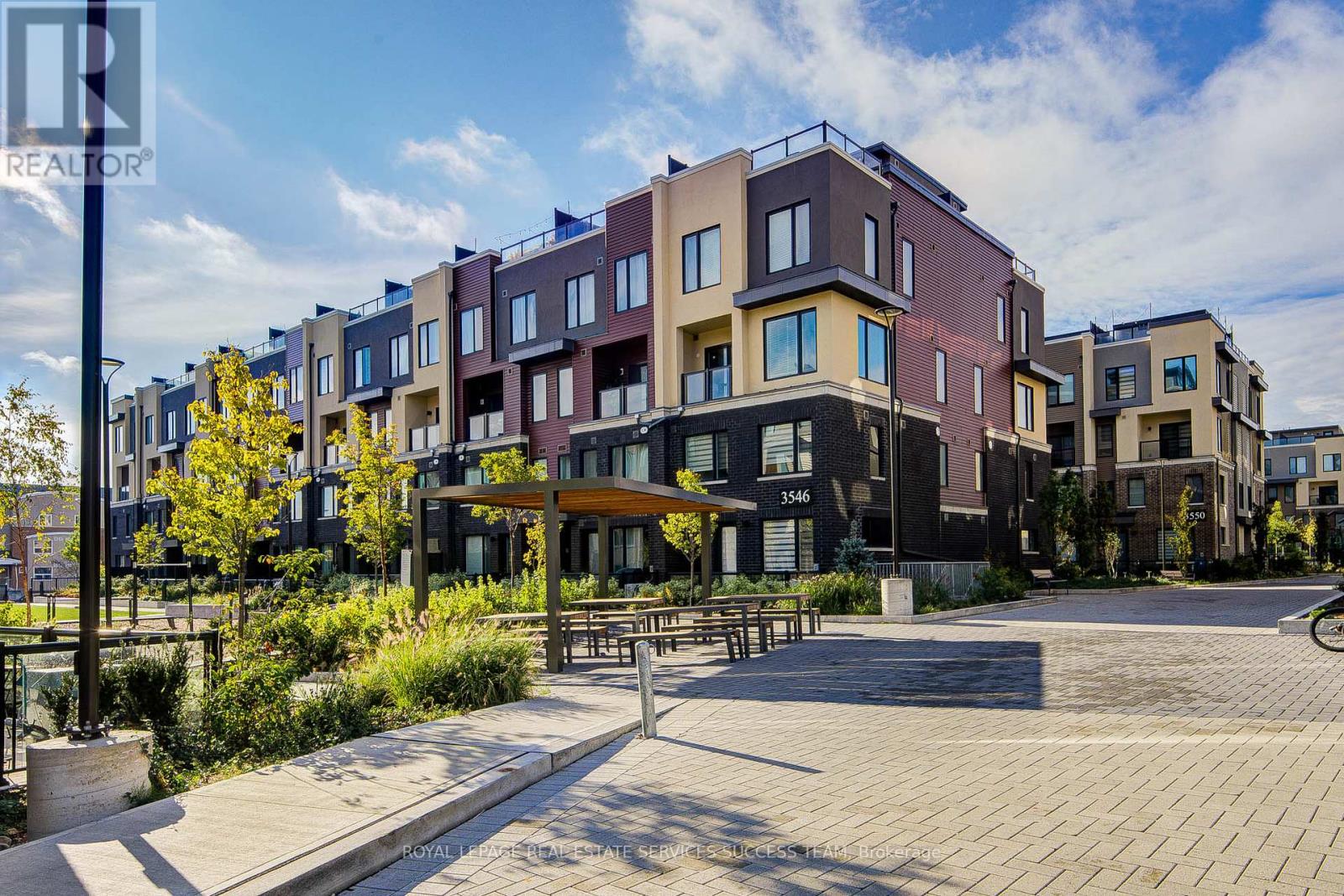 3546 Colonial Dr #2 Dr, Mississauga Erin Mills, ON L5L 0C1