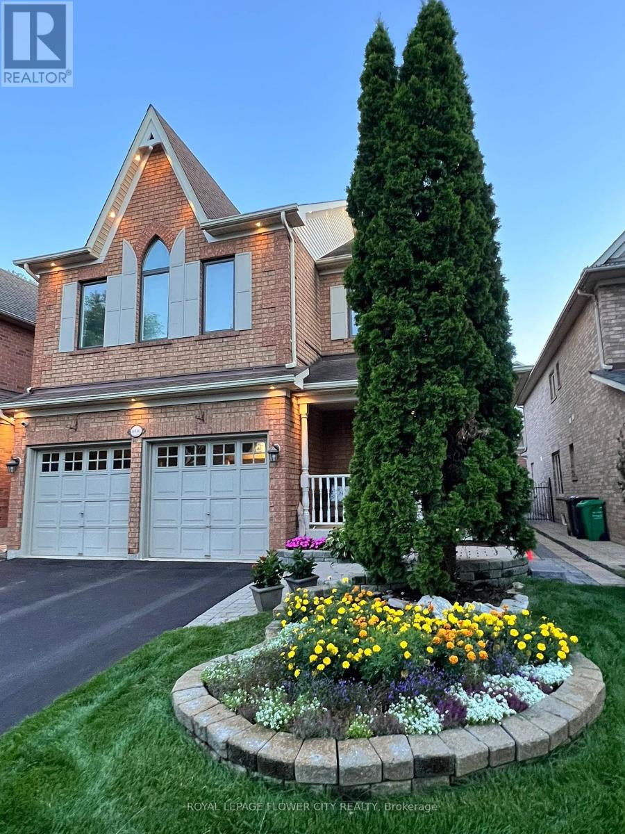 6936 Historic Trl, Mississauga, ON L5W 1C2