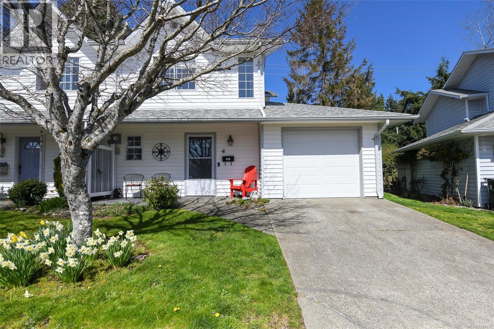 2200 Manor Dr Unit 12 Dr, Comox, BC V9M 1C4