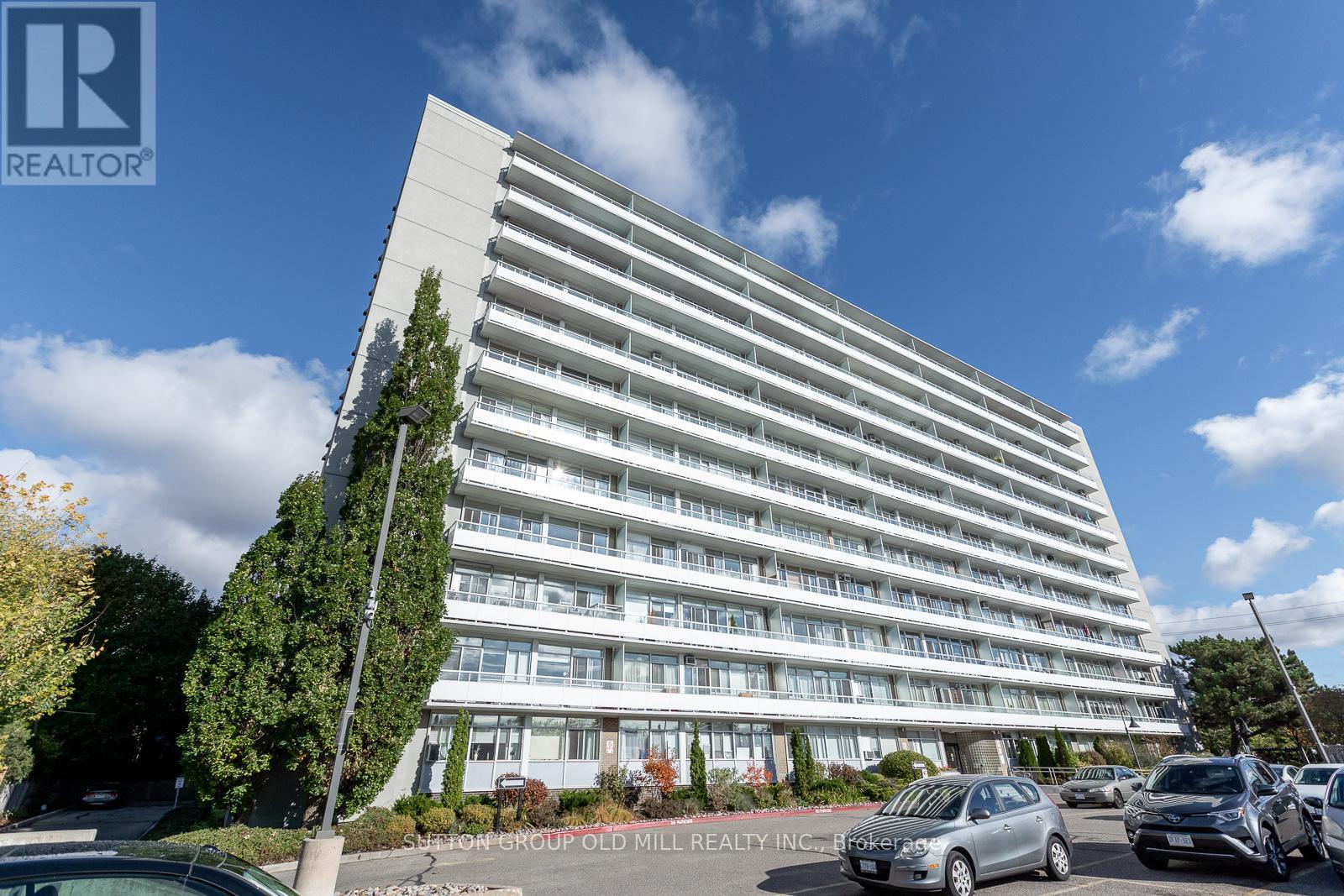 612 580 Christie St, Toronto, ON M6G 3E3