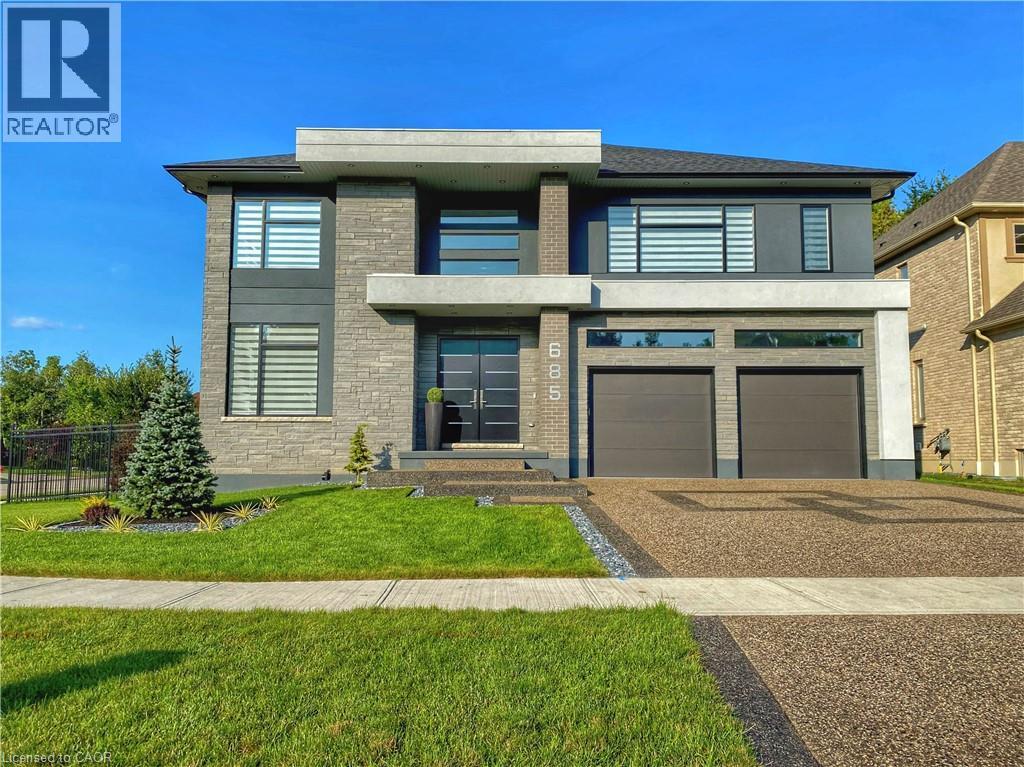 685 Meadowsweet Ave, Waterloo, ON N2V 0A6