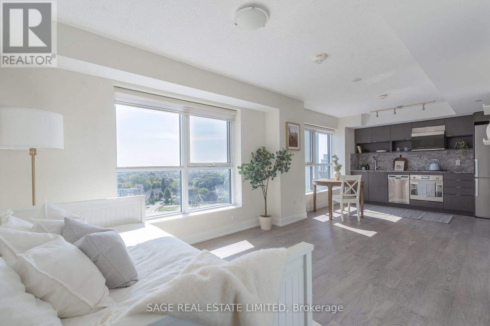 1423 9 Mabelle Ave, Toronto, ON M9A 0E1