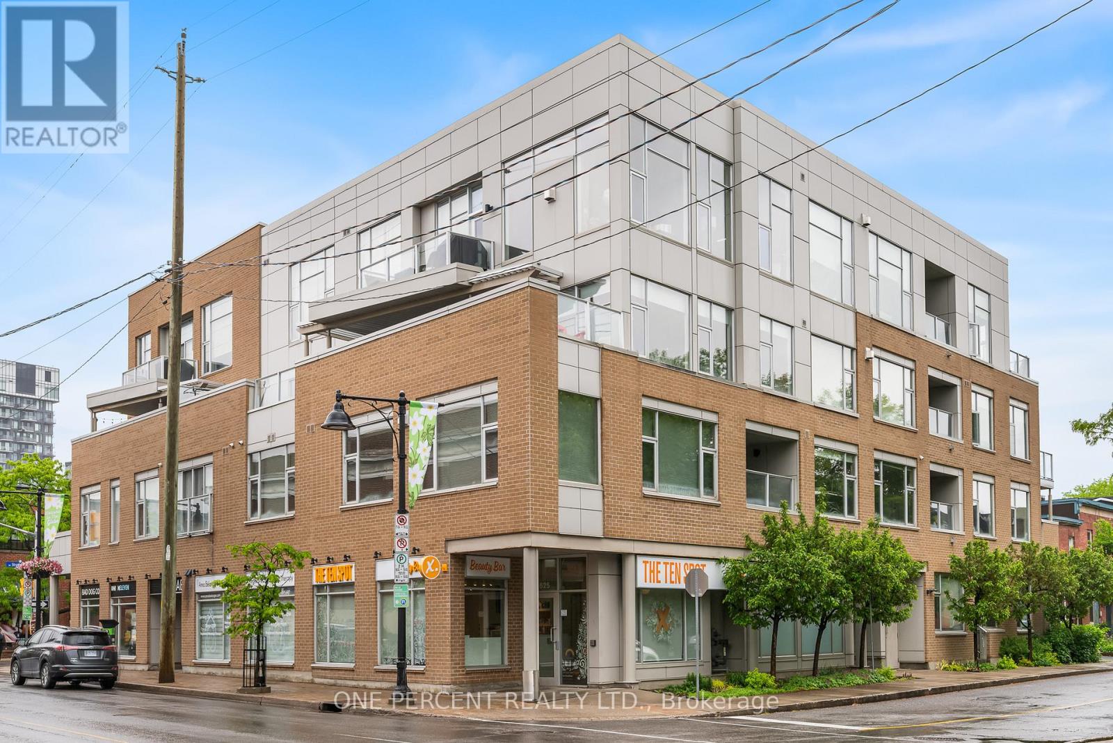 203 235 Patterson Ave, Ottawa, ON K1S 1Y4