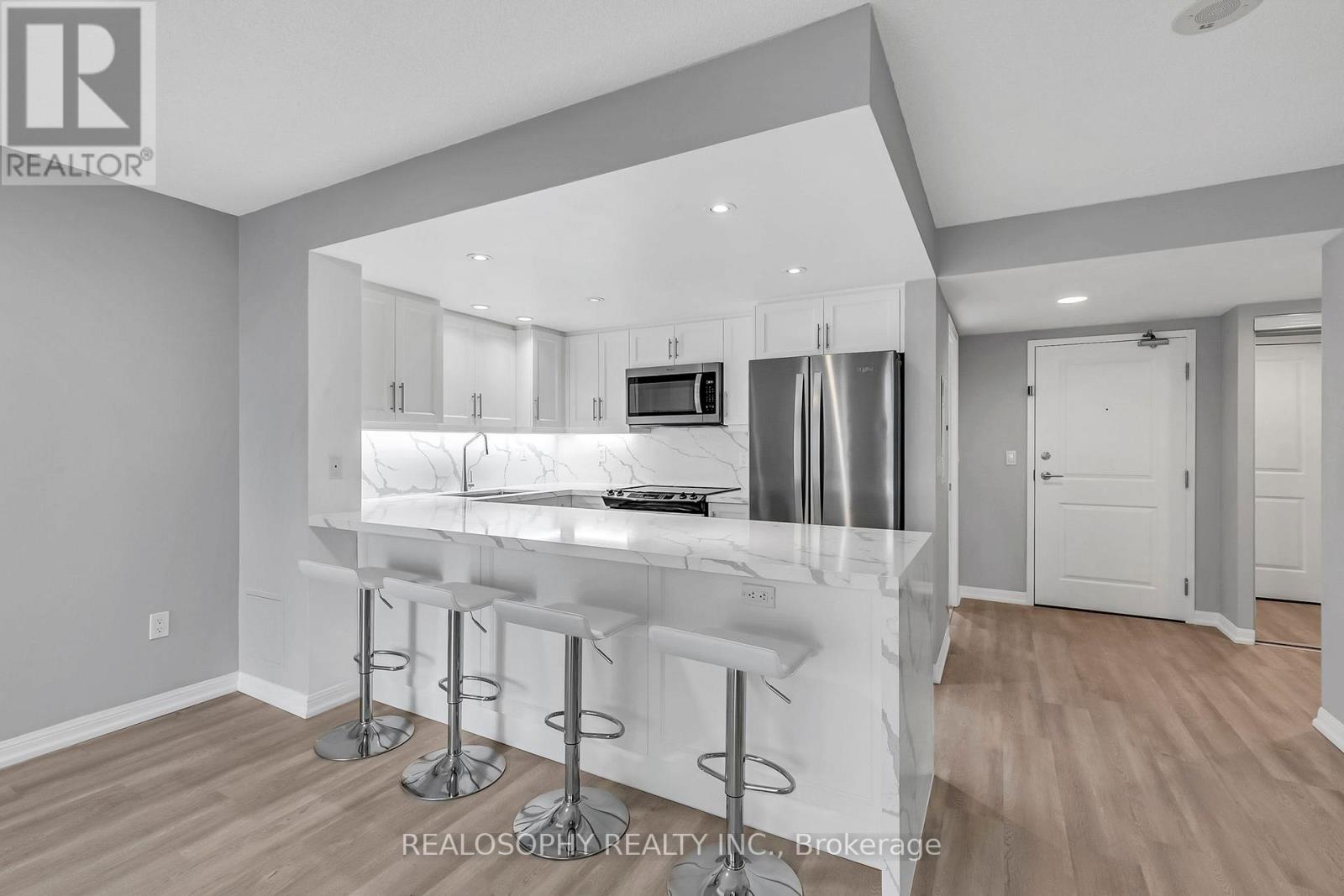 715 85 East Liberty St, Toronto, ON M6K 3R4