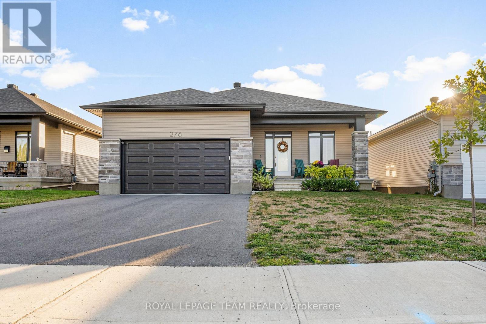 276 Wood Ave, Smiths Falls, ON K7A 5H2