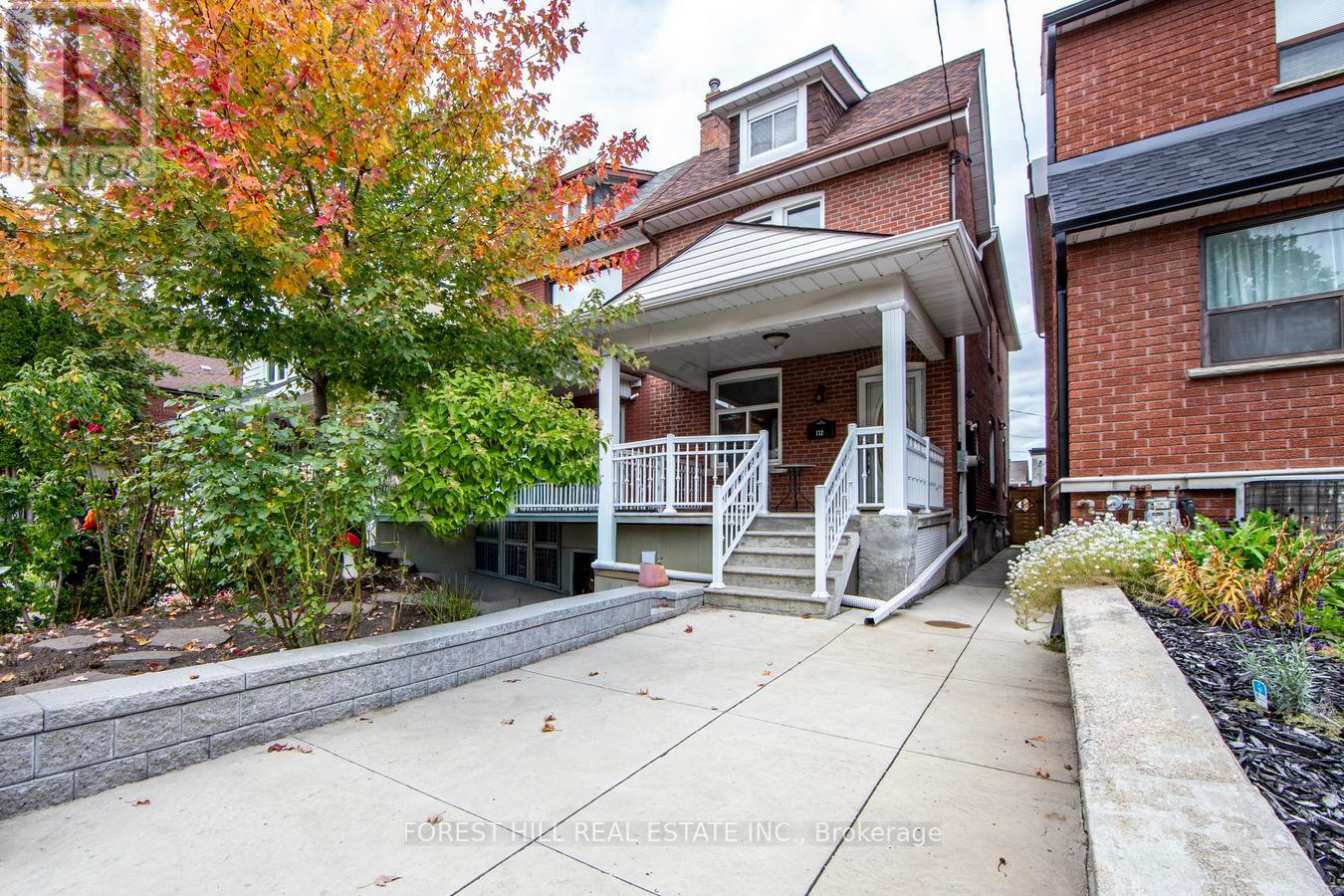 132 Hope St, Toronto, ON M6E 1K1