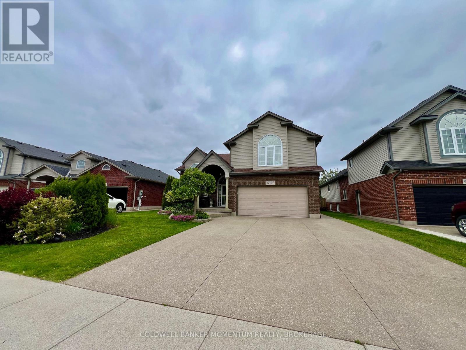 6296 Parkside Rd, Niagara Falls, ON L2H 0B2
