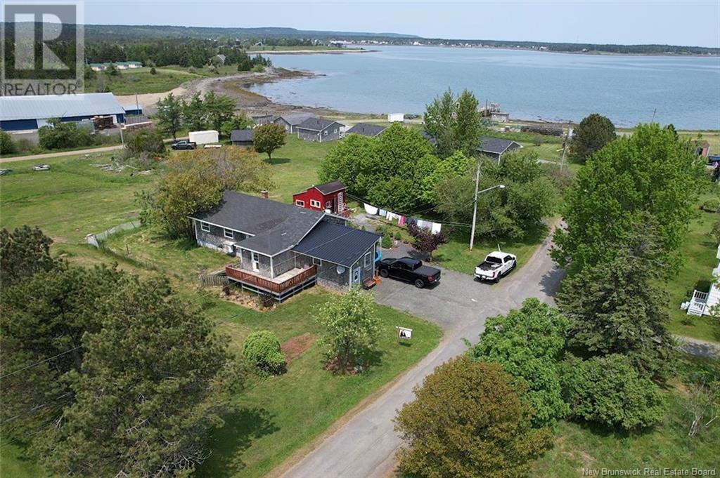 9 Turner Cres, Grand Manan, NB E5G 4G7