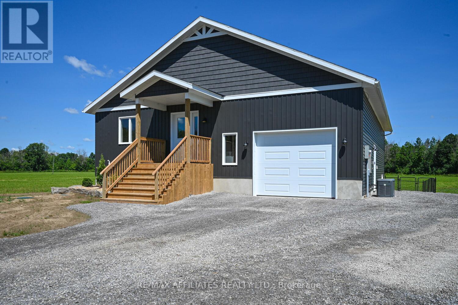 1162 Rideau River Rd, Montague, ON K0G 1N0