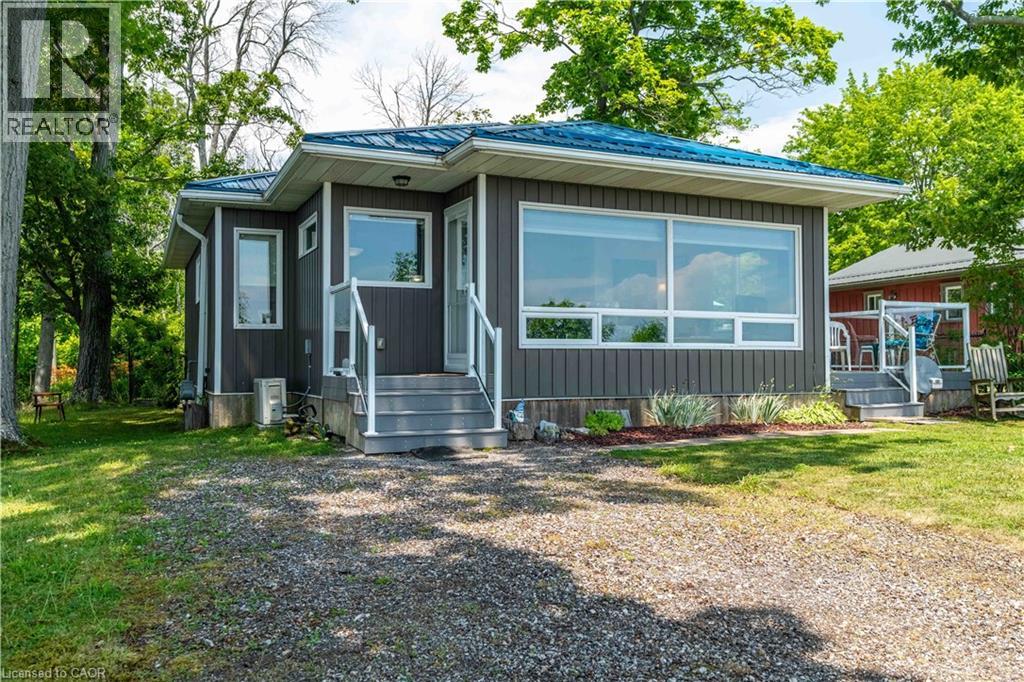 2399 Lakeshore Rd, Dunnville, ON N1A 2W8