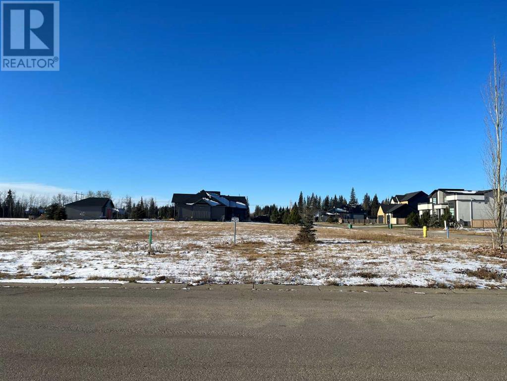 5716 Poplar Dr, Grande Prairie, AB T8W 2G4