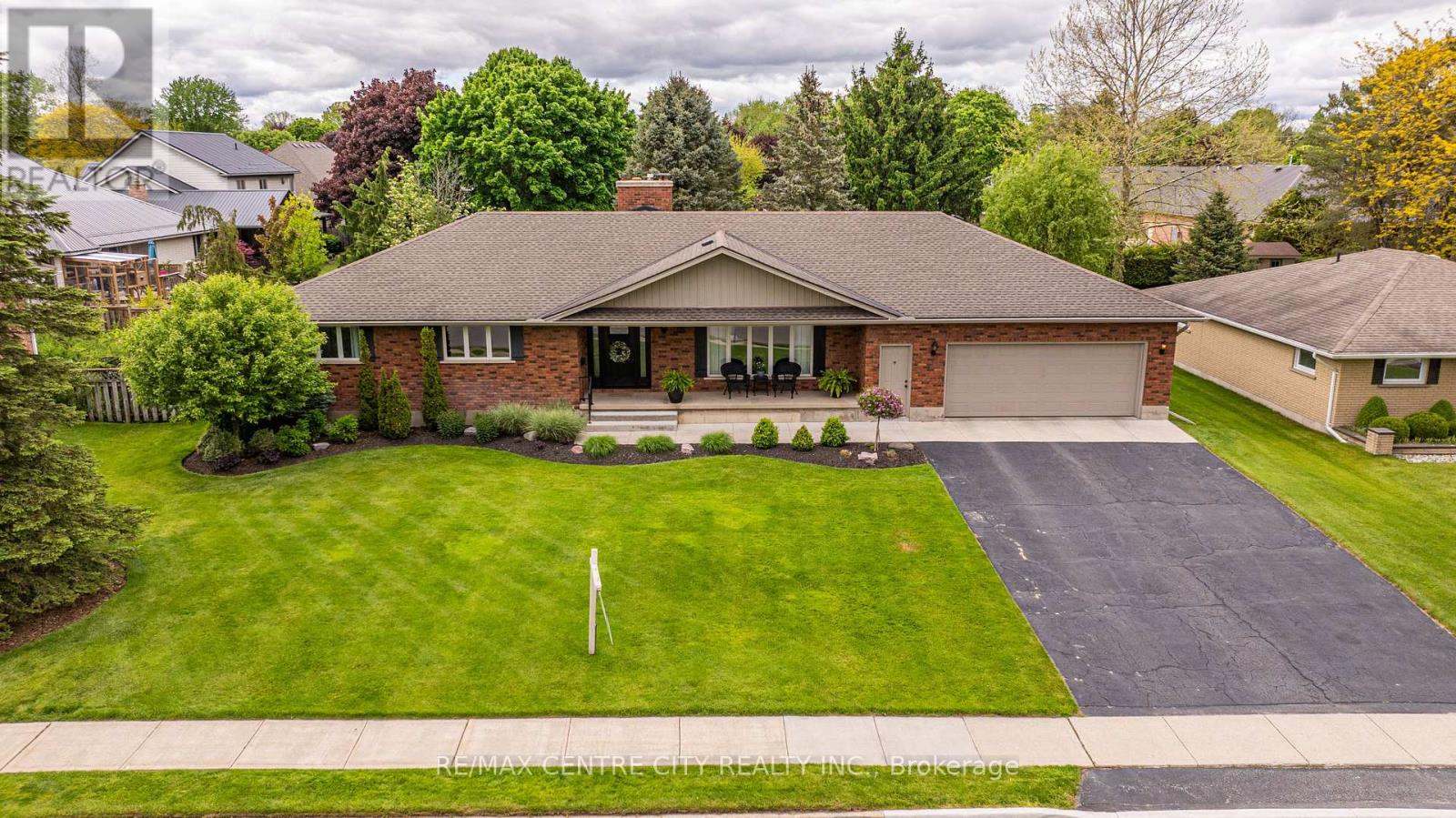 18 Fath Ave, Aylmer, ON N5H 1V8