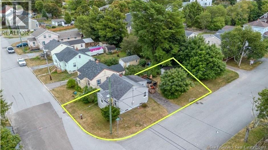 50 Edith Ave, Saint John, NB E2J 1P4